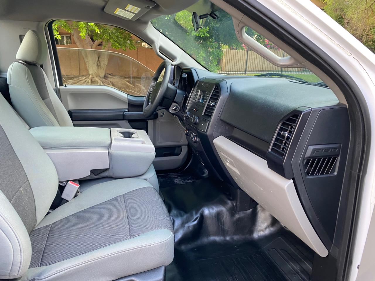 Ford F-150 XL Reg. Cab 2WD 2017
