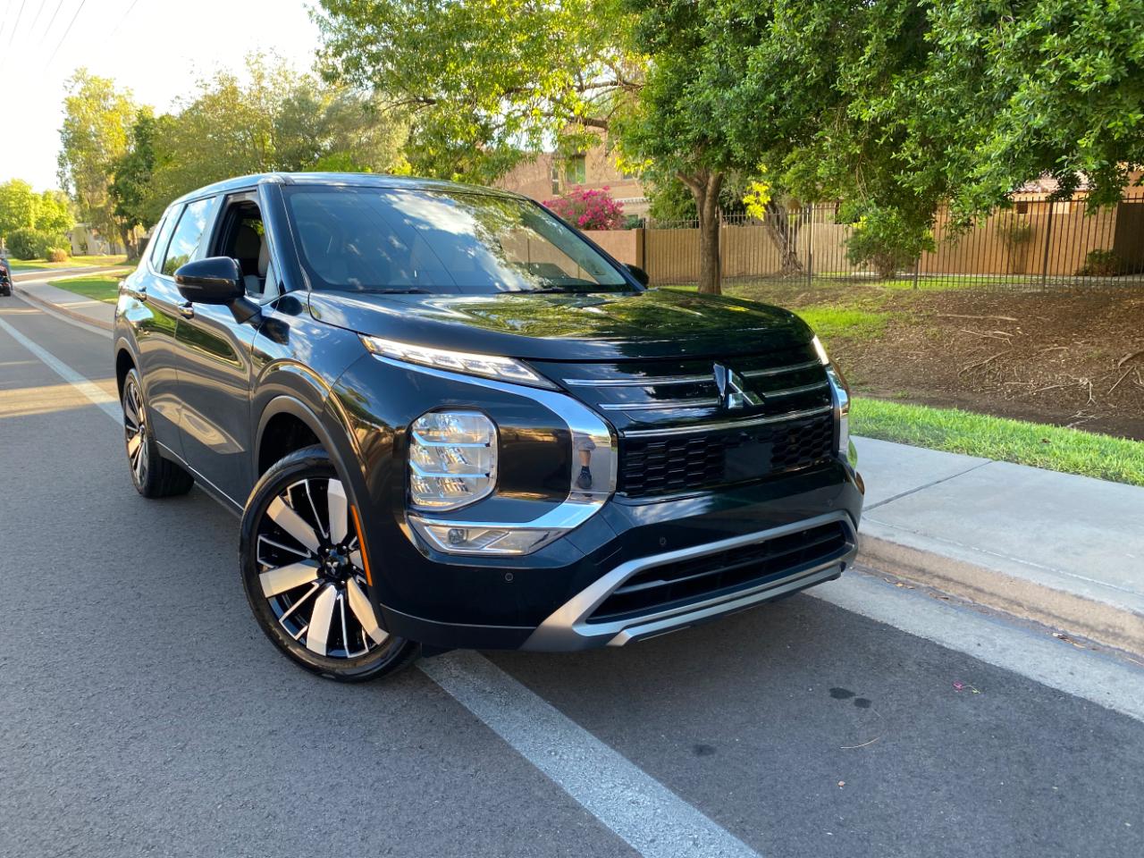 Mitsubishi Outlander SE FWD 2025