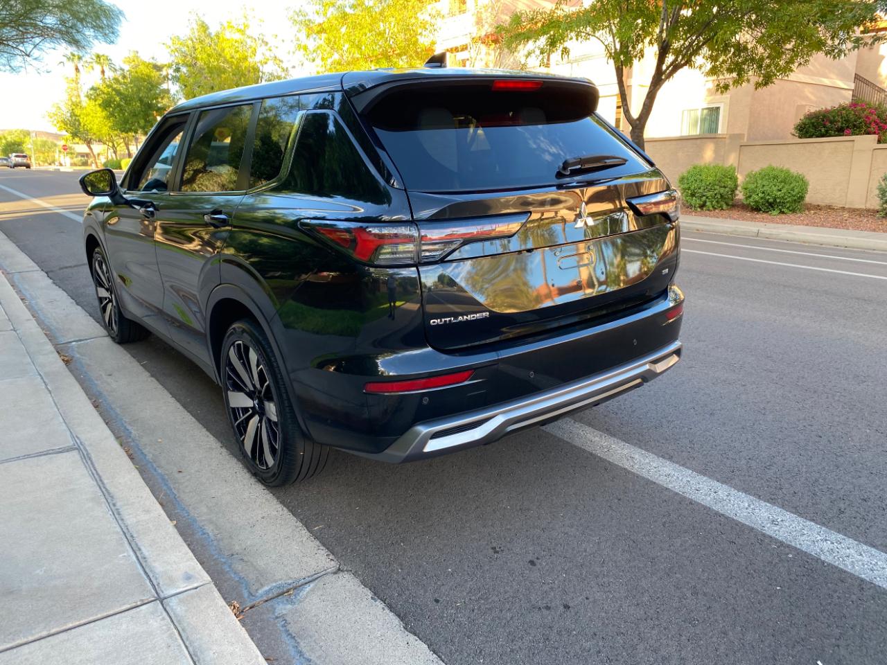 Mitsubishi Outlander SE FWD 2025