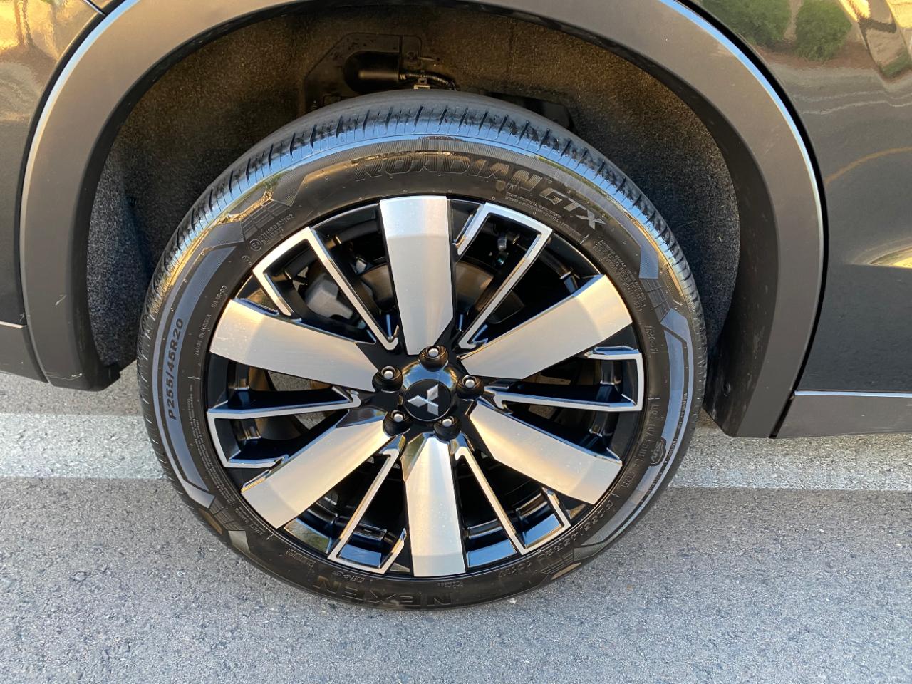 Mitsubishi Outlander SE FWD 2025