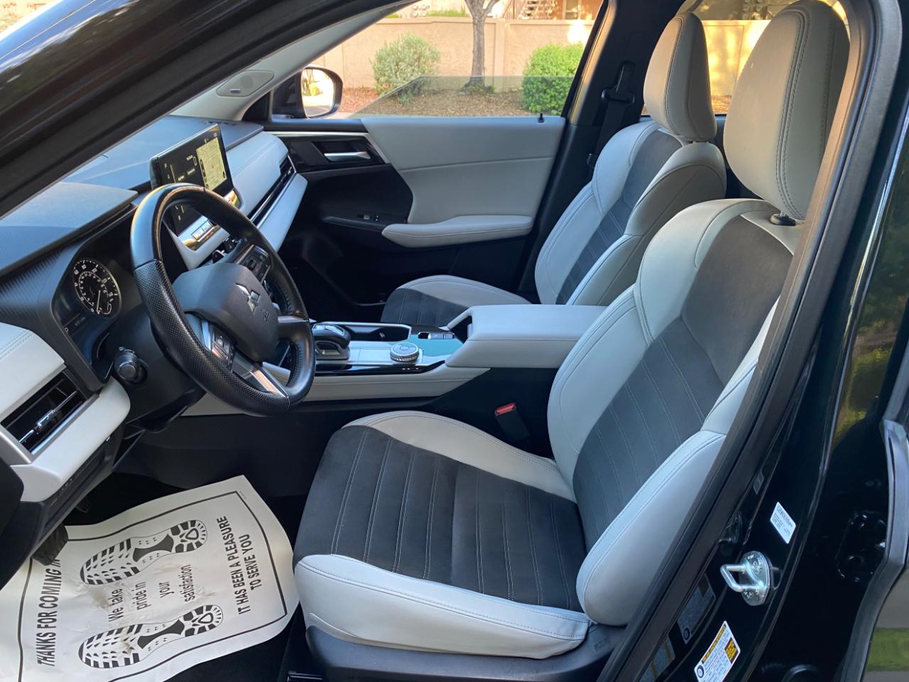Mitsubishi Outlander SE FWD 2025