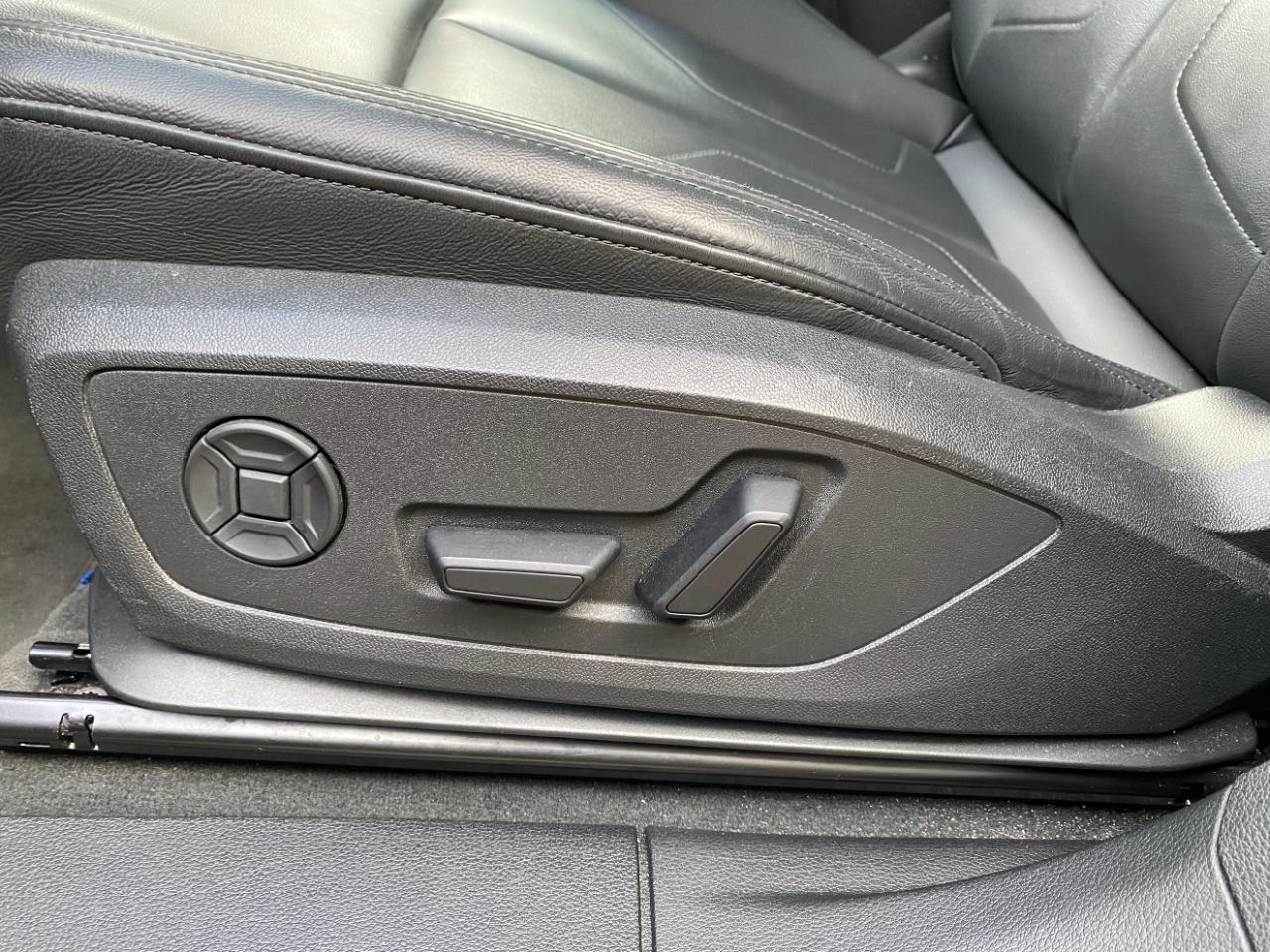 Audi Q3 S line Premium 45 TFSI quattro 2025