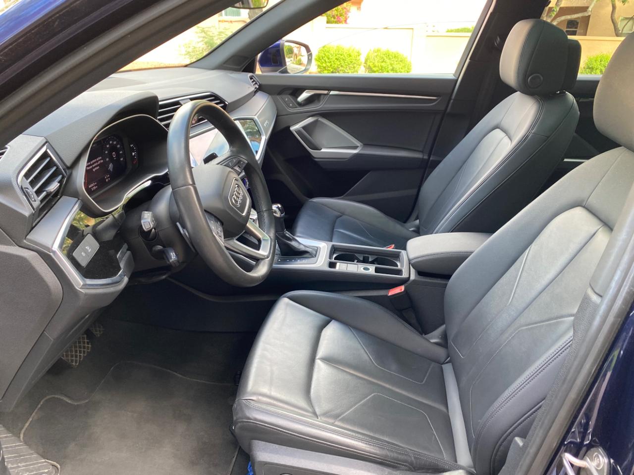 Audi Q3 S line Premium 45 TFSI quattro 2025