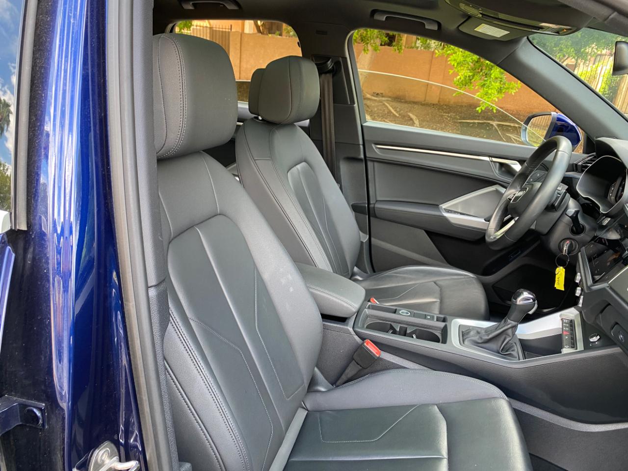Audi Q3 S line Premium 45 TFSI quattro 2025