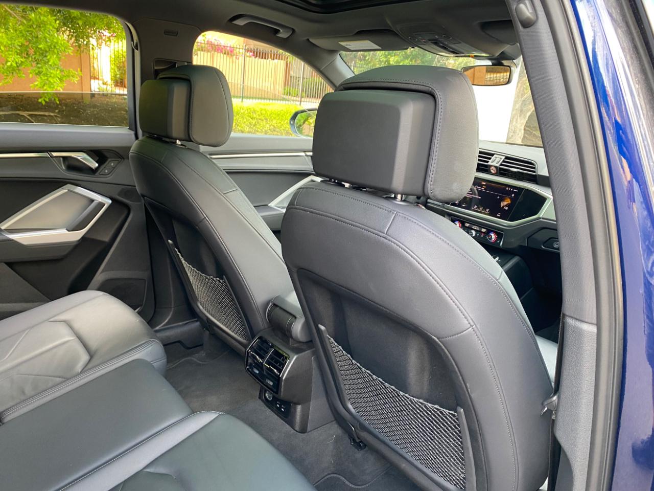 Audi Q3 S line Premium 45 TFSI quattro 2025