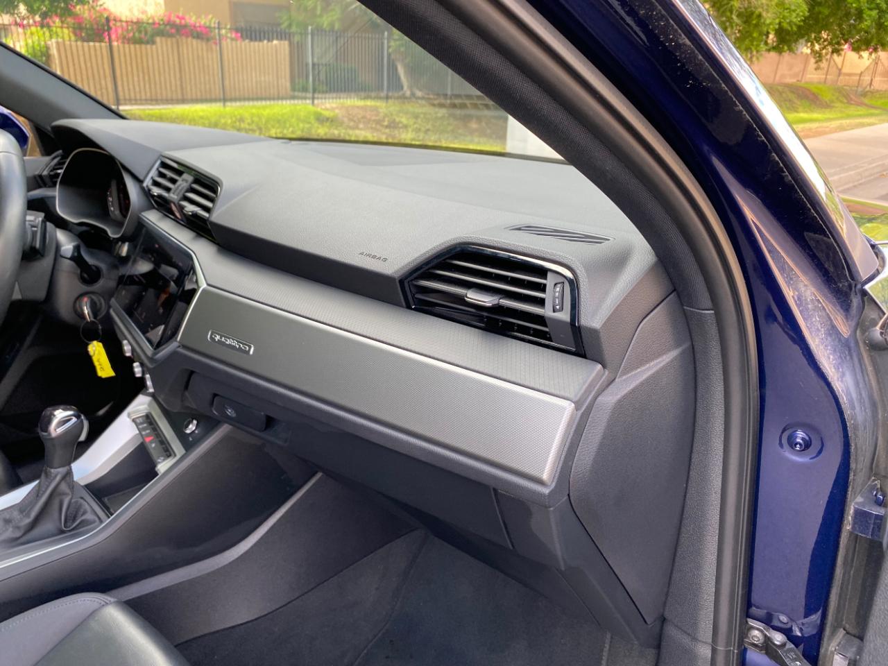 Audi Q3 S line Premium 45 TFSI quattro 2025