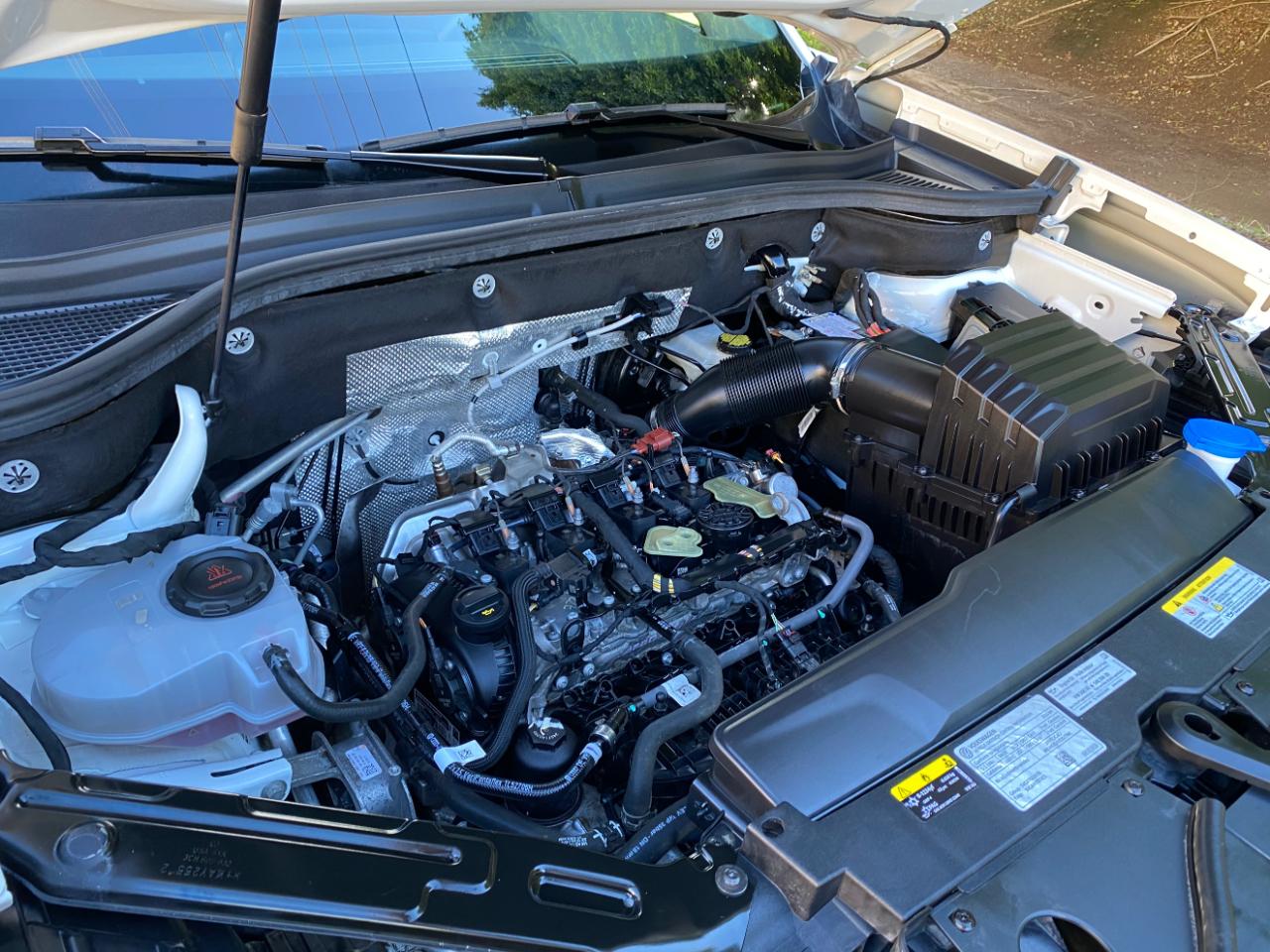 Volkswagen Atlas 2.0T SE w/Technology FWD 2025