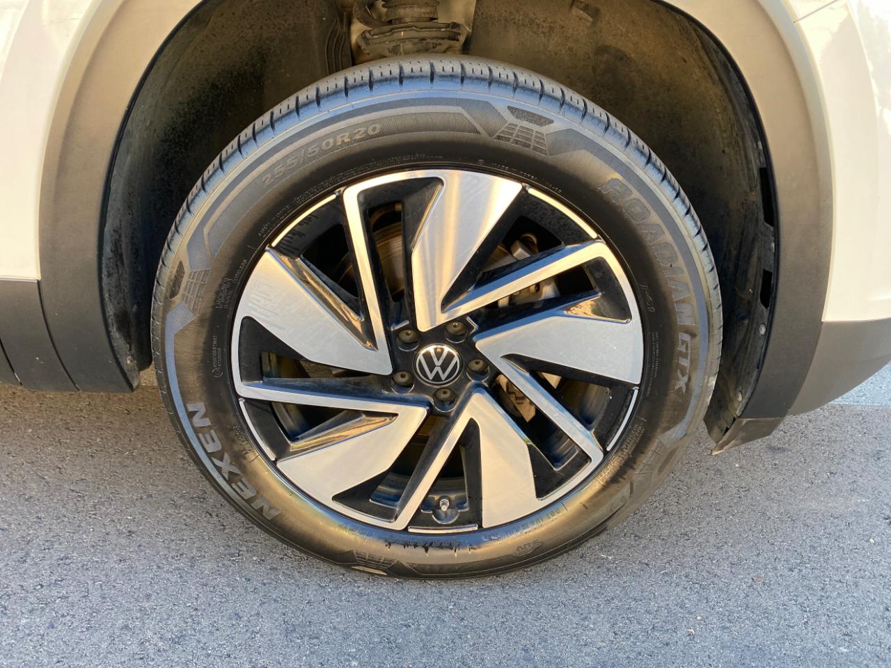 Volkswagen Atlas 2.0T SE w/Technology FWD 2025