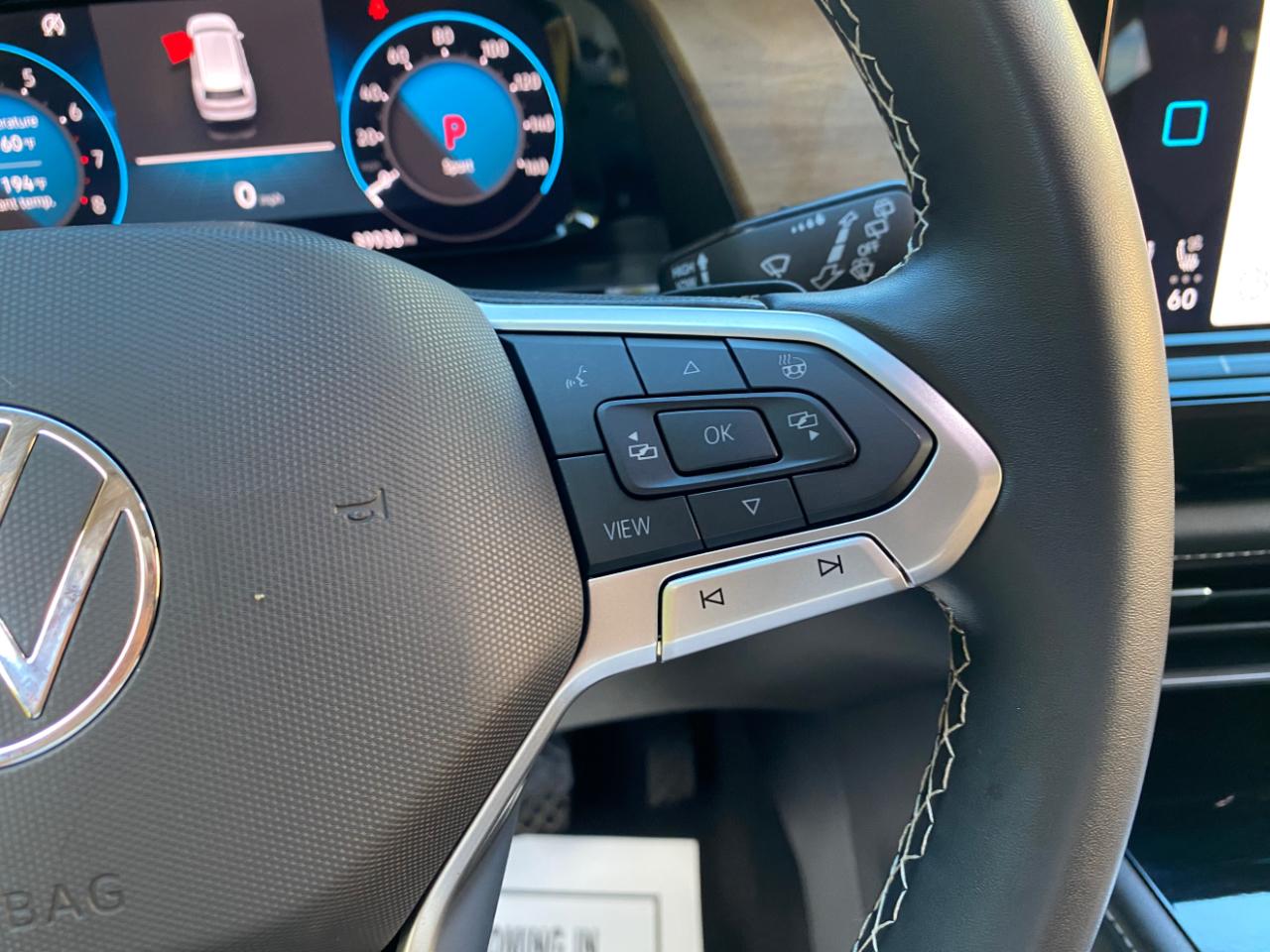 Volkswagen Atlas 2.0T SE w/Technology FWD 2025