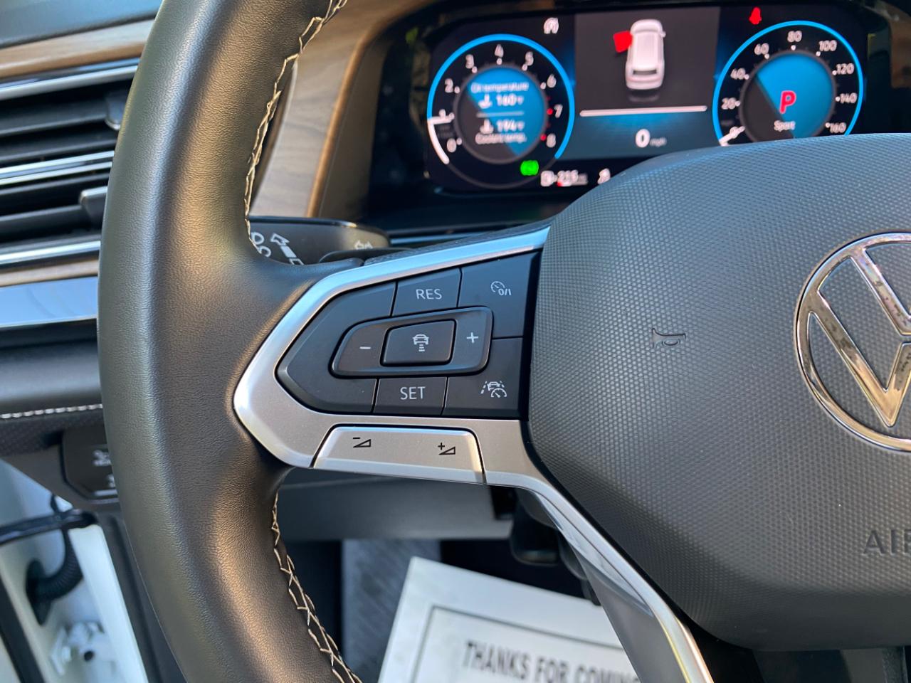 Volkswagen Atlas 2.0T SE w/Technology FWD 2025