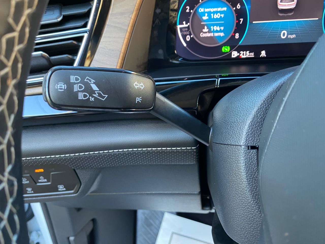 Volkswagen Atlas 2.0T SE w/Technology FWD 2025