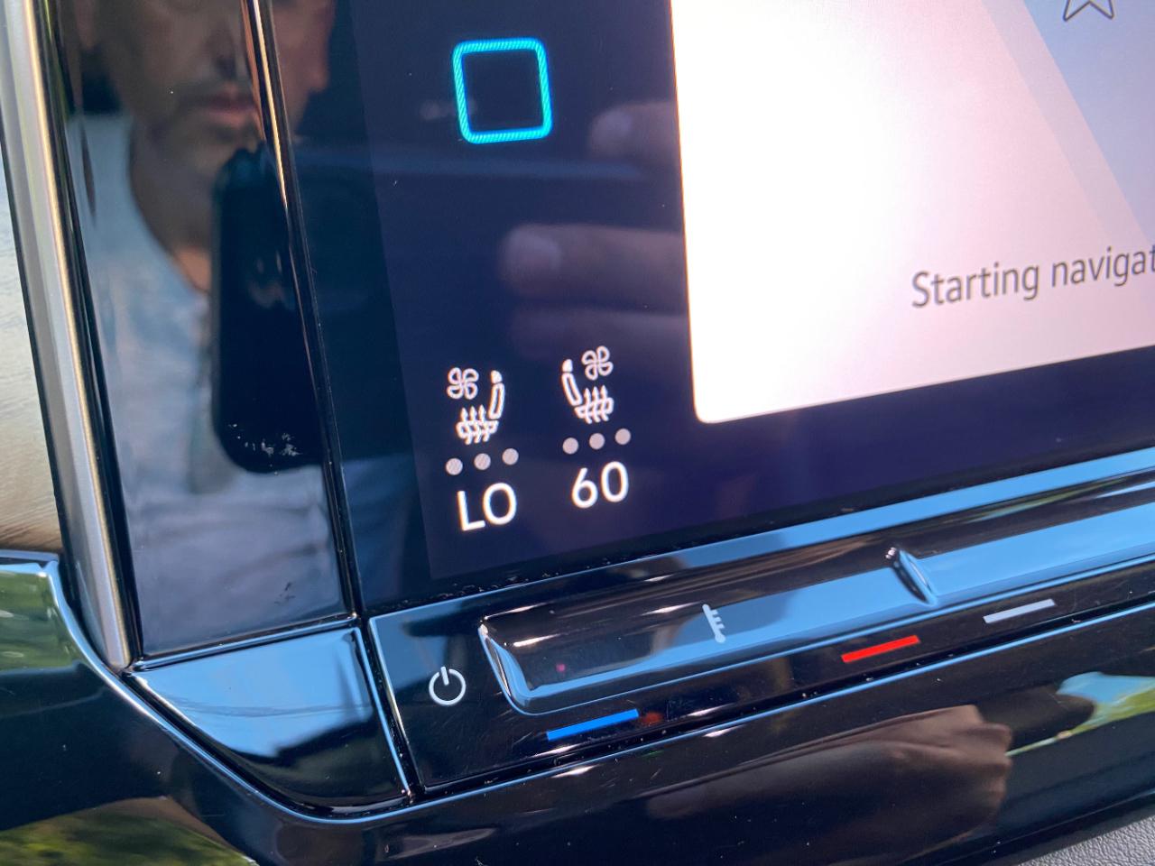 Volkswagen Atlas 2.0T SE w/Technology FWD 2025