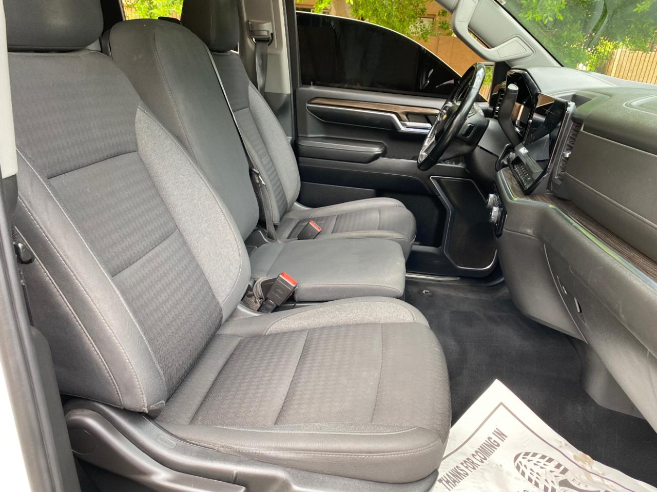 Chevrolet Silverado 1500 4WD Double Cab 147" LT w/1LT 2023