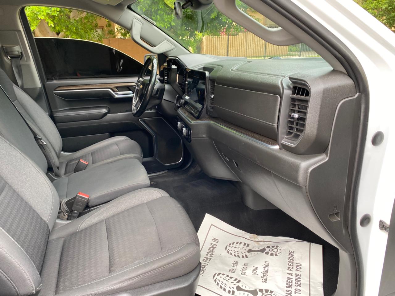 Chevrolet Silverado 1500 4WD Double Cab 147" LT w/1LT 2023