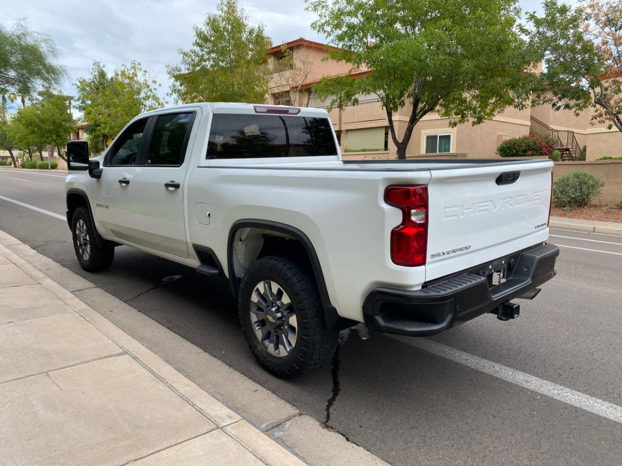 Chevrolet Silverado 2500HD 4WD Crew Cab 159" Custom 2024