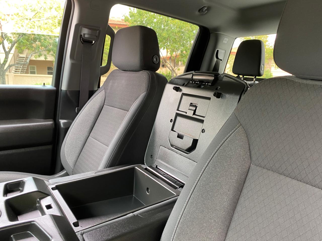 Chevrolet Silverado 2500HD 4WD Crew Cab 159" Custom 2024