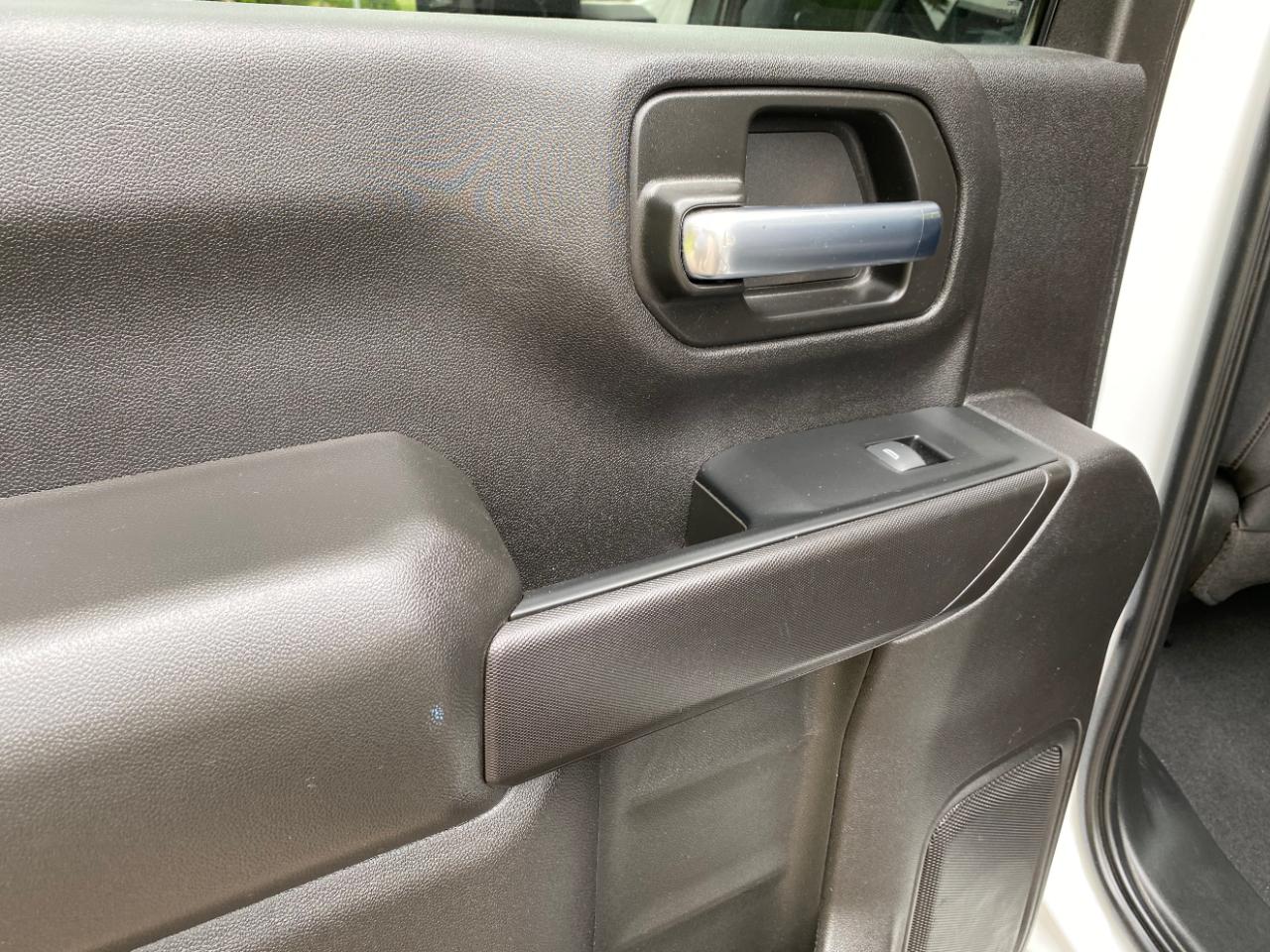 Chevrolet Silverado 2500HD 4WD Crew Cab 159" Custom 2024