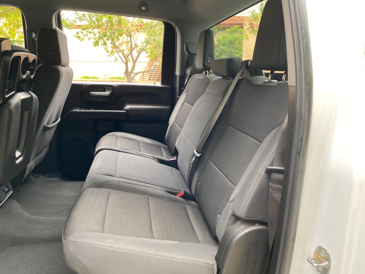 Chevrolet Silverado 2500HD 4WD Crew Cab 159" Custom 2024
