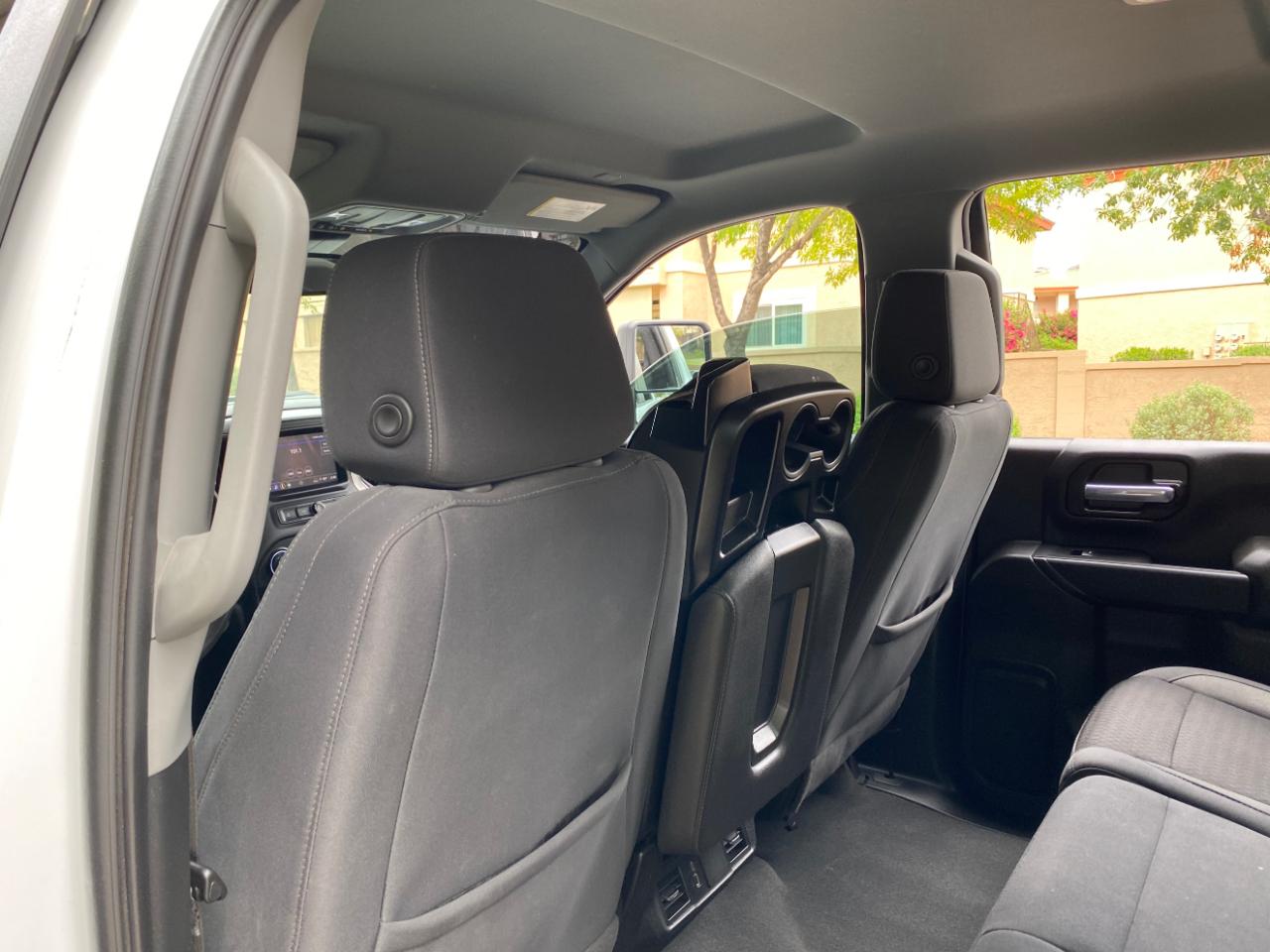 Chevrolet Silverado 2500HD 4WD Crew Cab 159" Custom 2024
