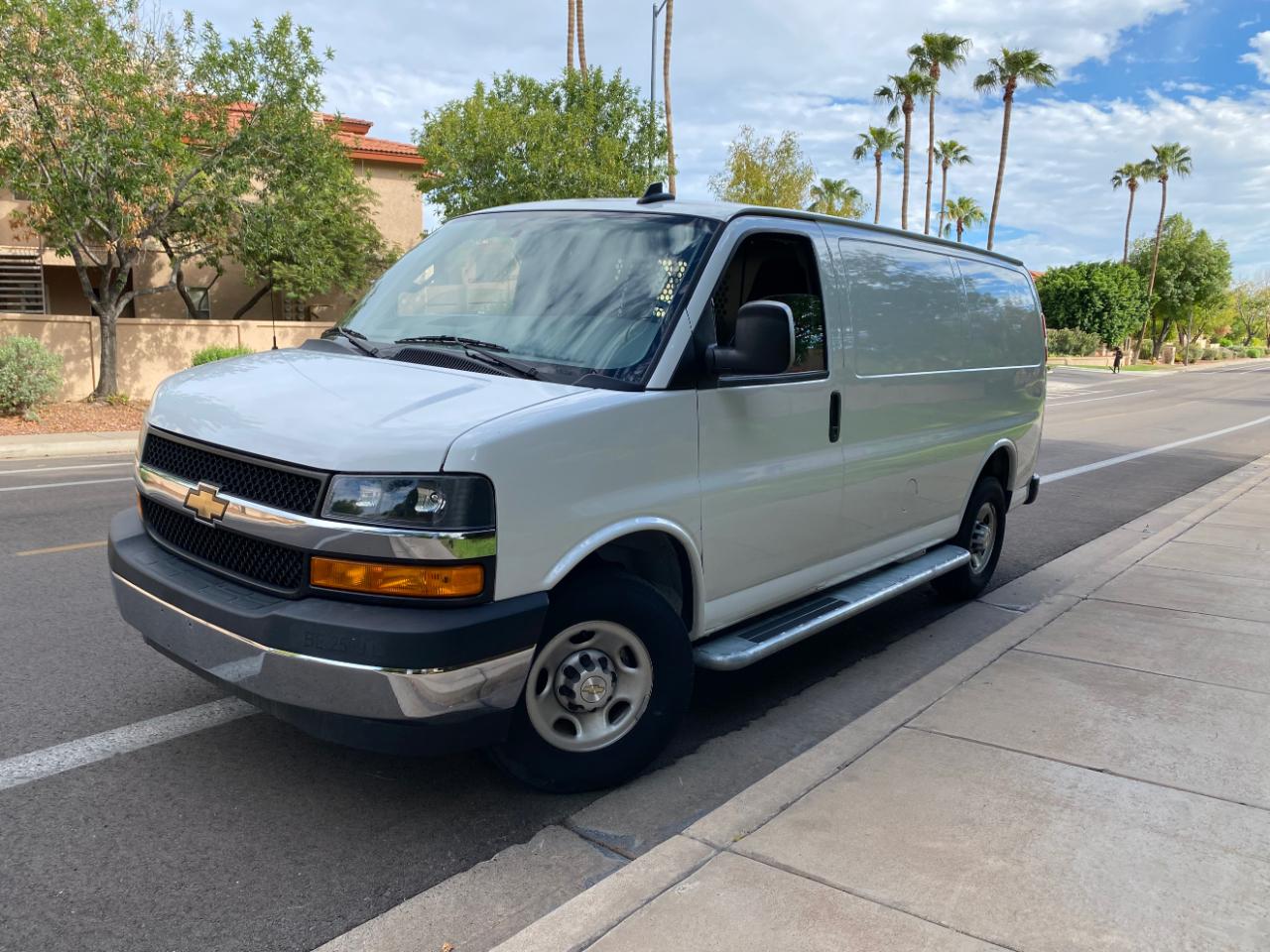Chevrolet Express Cargo Van RWD 2500 135" 2024