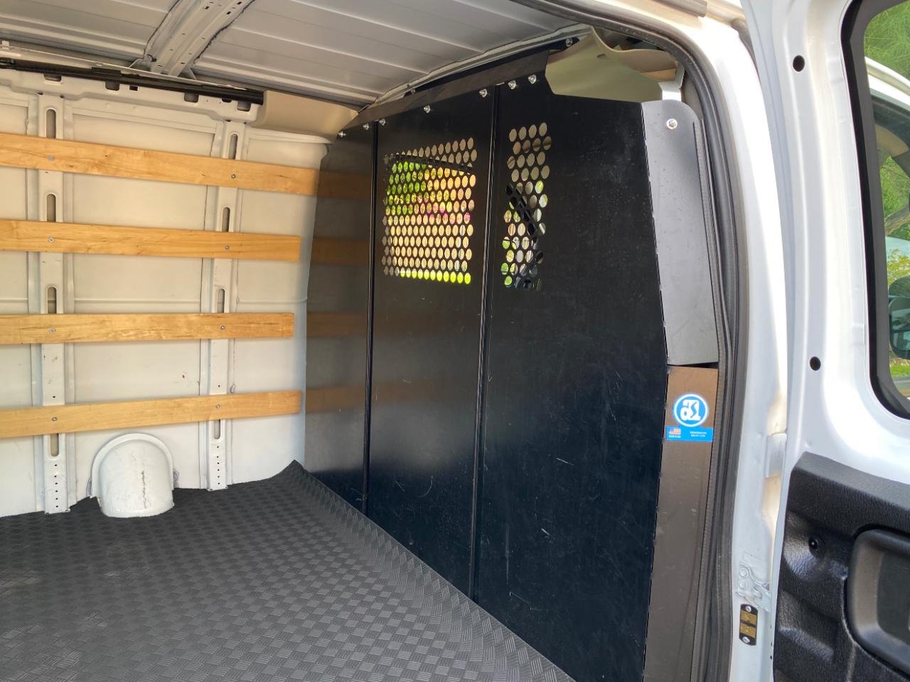 Chevrolet Express Cargo Van RWD 2500 135" 2024