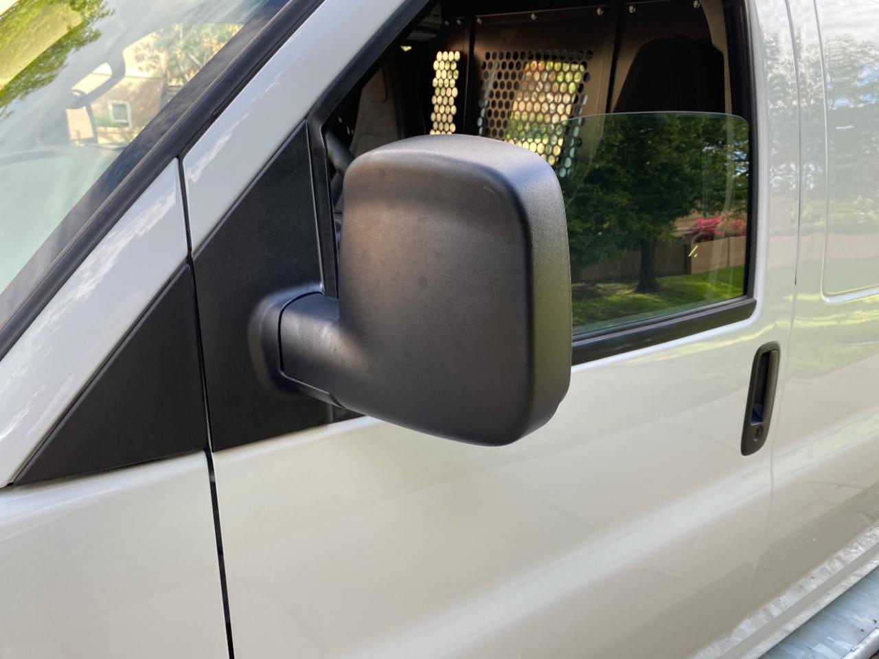 Chevrolet Express Cargo Van RWD 2500 135" 2024