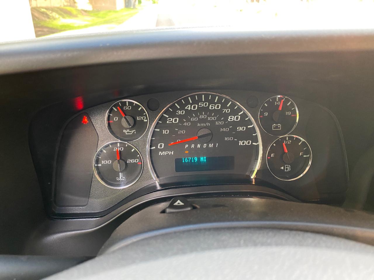Chevrolet Express Cargo Van RWD 2500 135" 2024