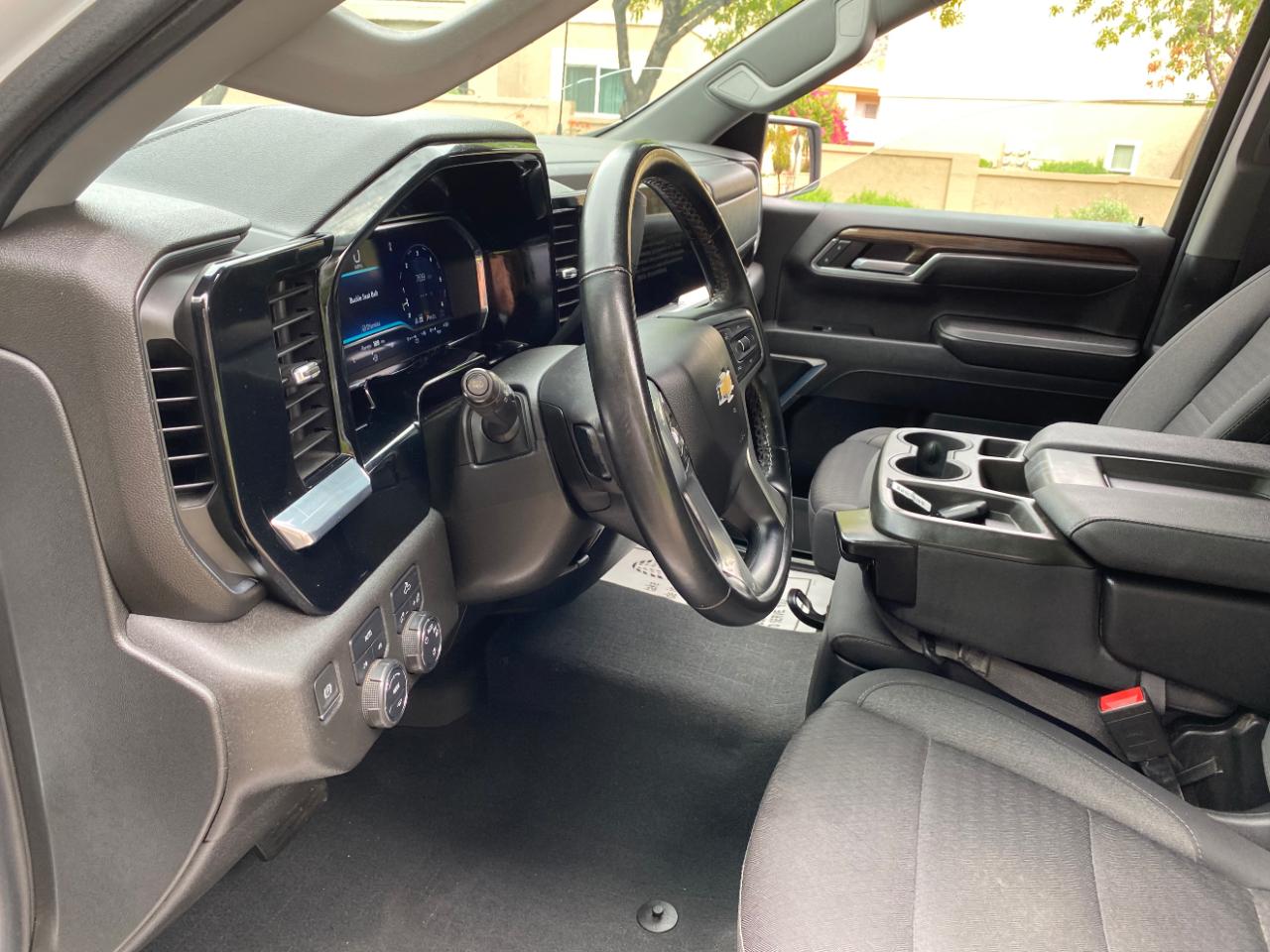Chevrolet Silverado 1500 4WD Crew Cab 157" LT 2023