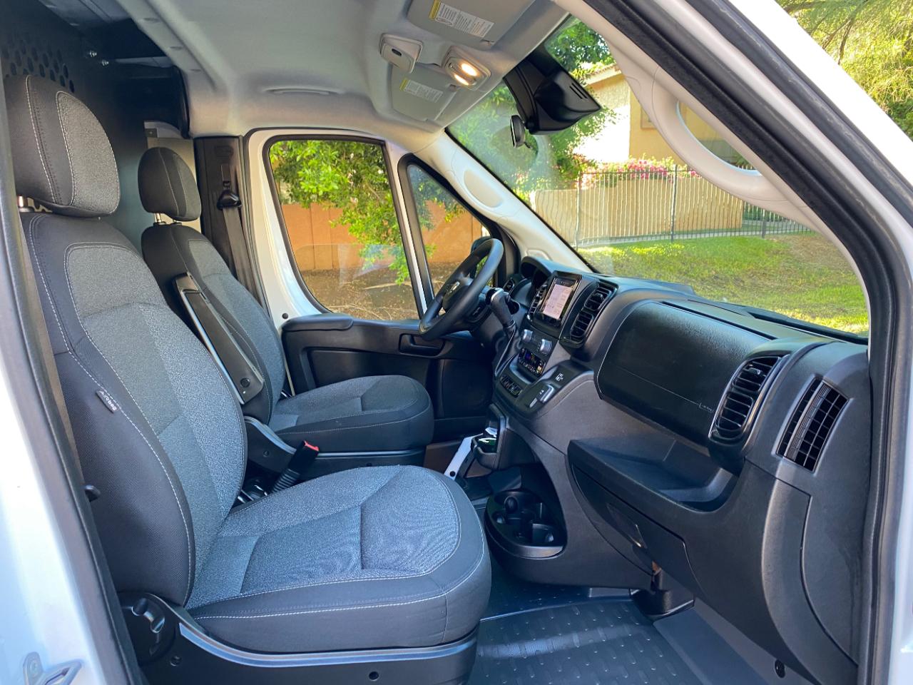 RAM ProMaster Cargo Van Tradesman 2500 Low Roof 136" WB w/Pass Seat 2025