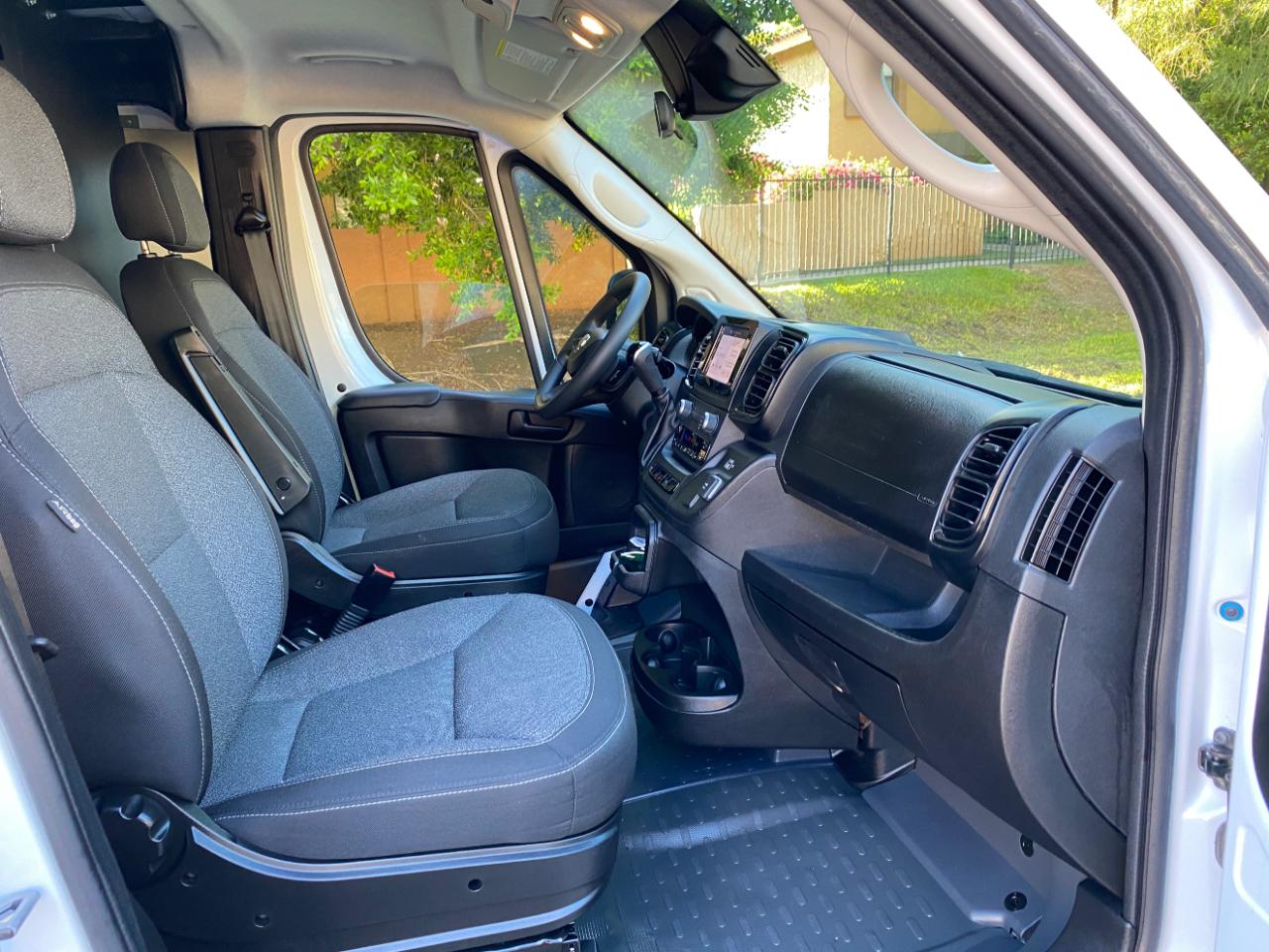 RAM ProMaster Cargo Van Tradesman 2500 Low Roof 136" WB w/Pass Seat 2025