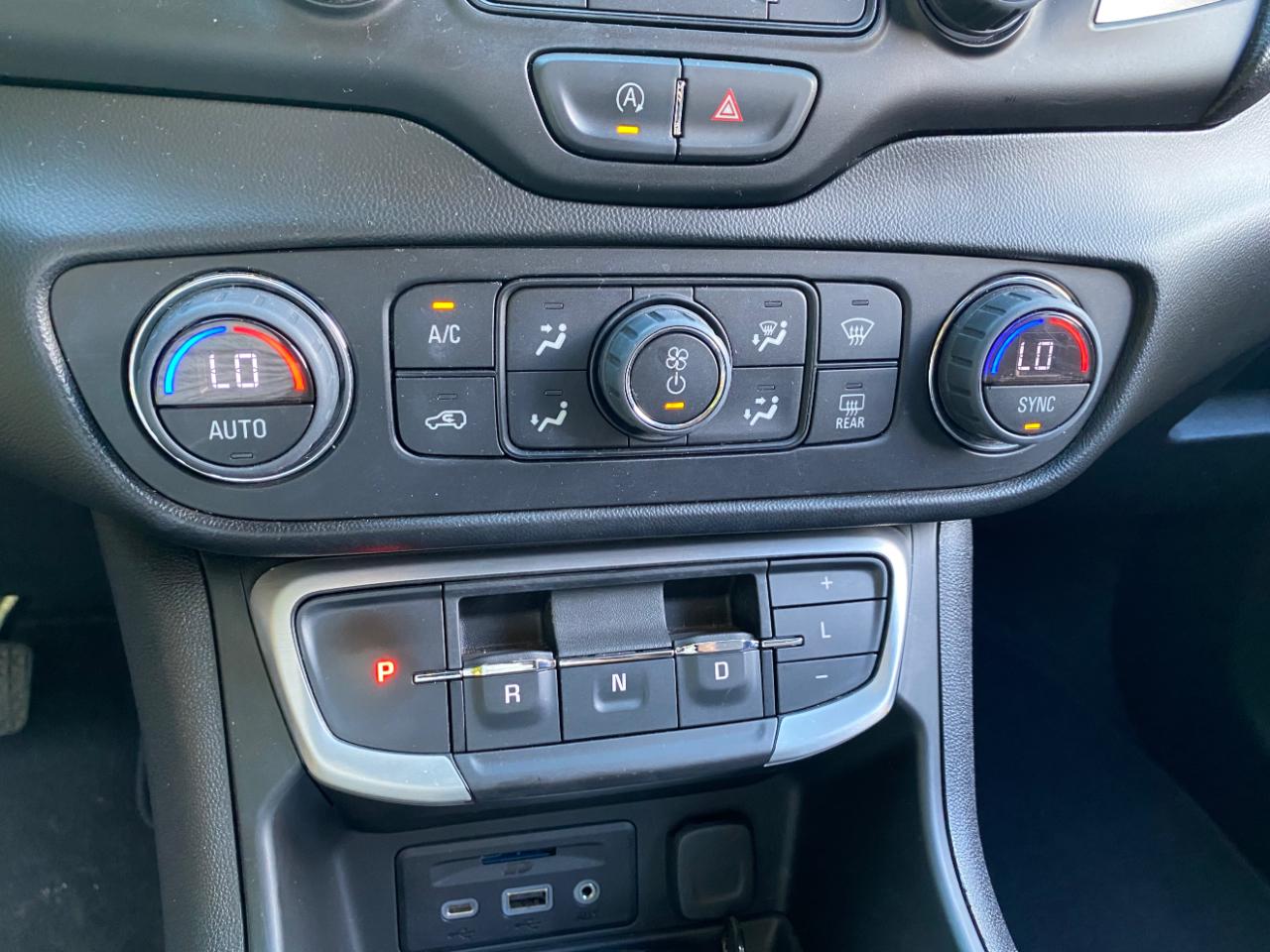 GMC Terrain AWD 4dr SLT 2022