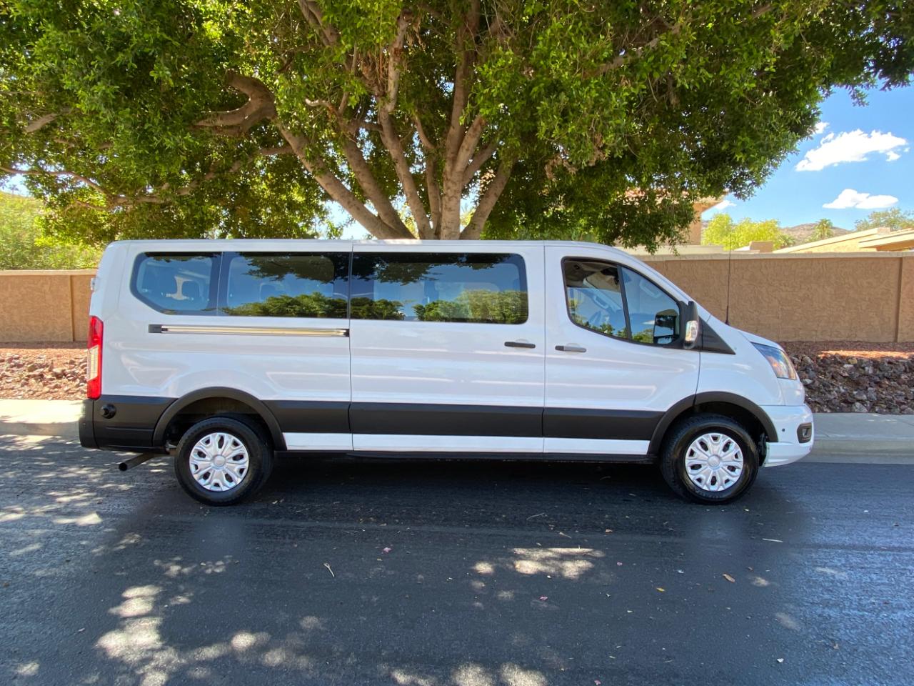 Ford Transit Passenger Wagon T-350 148" Low Roof XLT RWD 2024