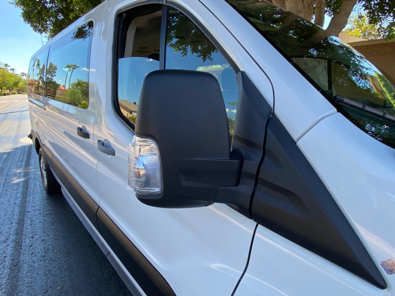 Ford Transit Passenger Wagon T-350 148" Low Roof XLT RWD 2024