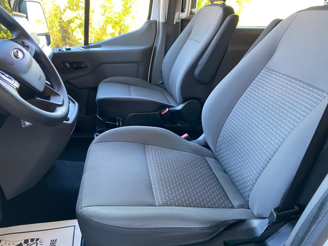 Ford Transit Passenger Wagon T-350 148" Low Roof XLT RWD 2024