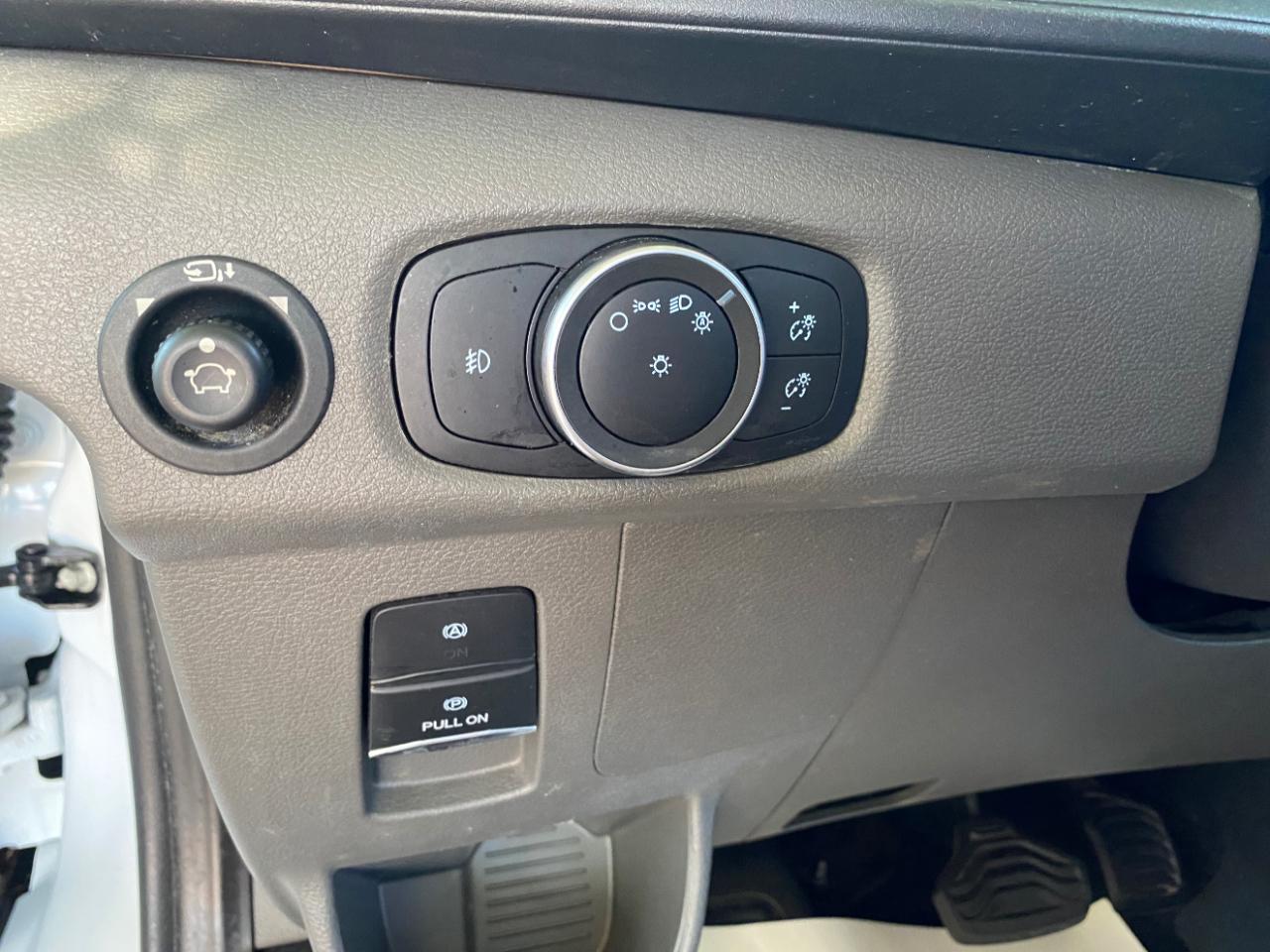 Ford Transit Passenger Wagon T-350 148" Low Roof XLT RWD 2024