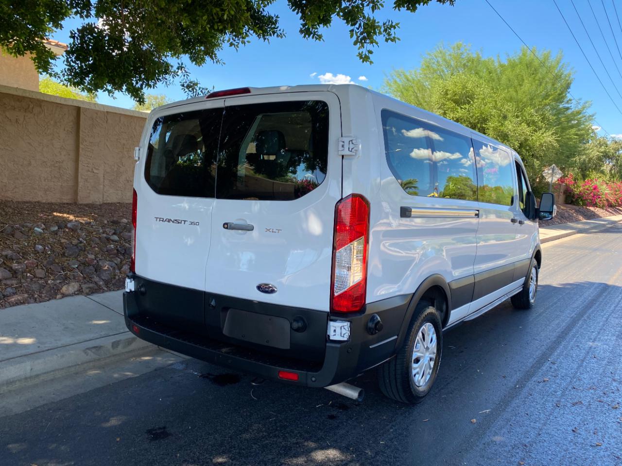 Ford Transit Passenger Wagon T-350 148" Low Roof XLT RWD 2024