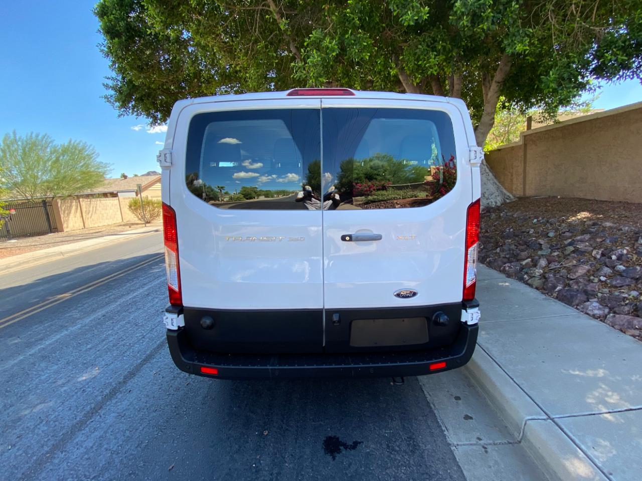 Ford Transit Passenger Wagon T-350 148" Low Roof XLT RWD 2024