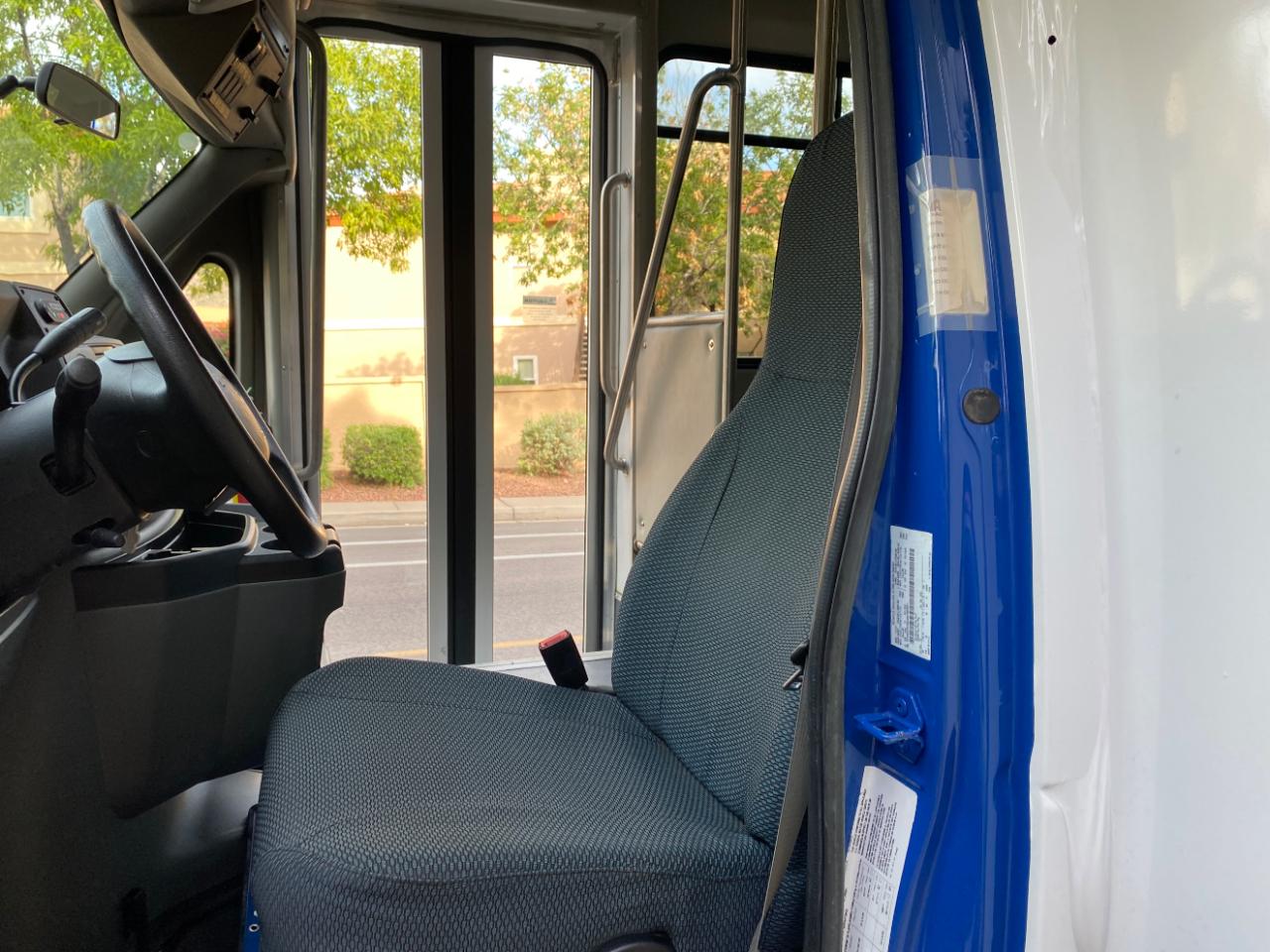 Ford E-Series Cutaway E-350 SRW 138" WB 2018