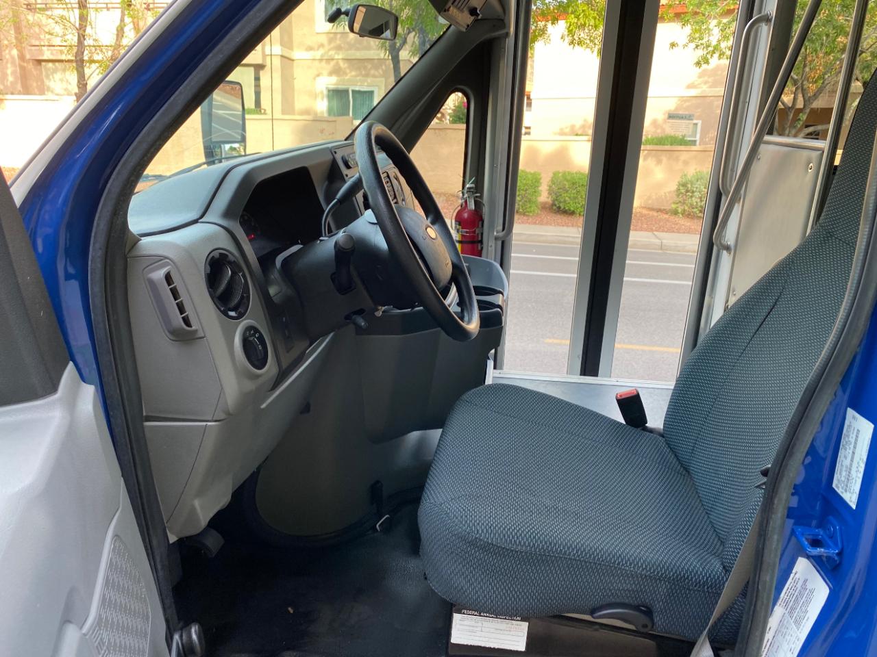Ford E-Series Cutaway E-350 SRW 138" WB 2018