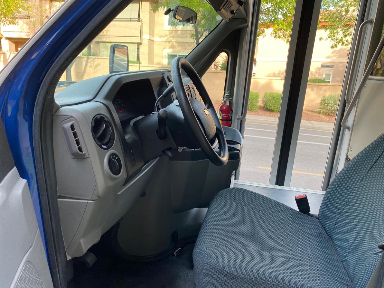 Ford E-Series Cutaway E-350 SRW 138" WB 2018