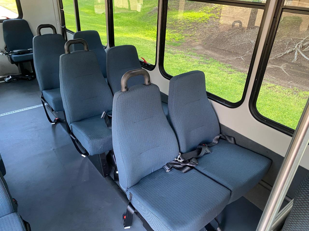 Ford E-Series Cutaway E-350 SRW 138" WB 2018