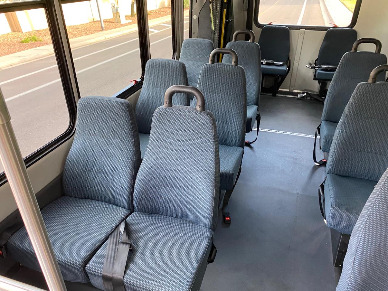 Ford E-Series Cutaway E-350 SRW 138" WB 2018