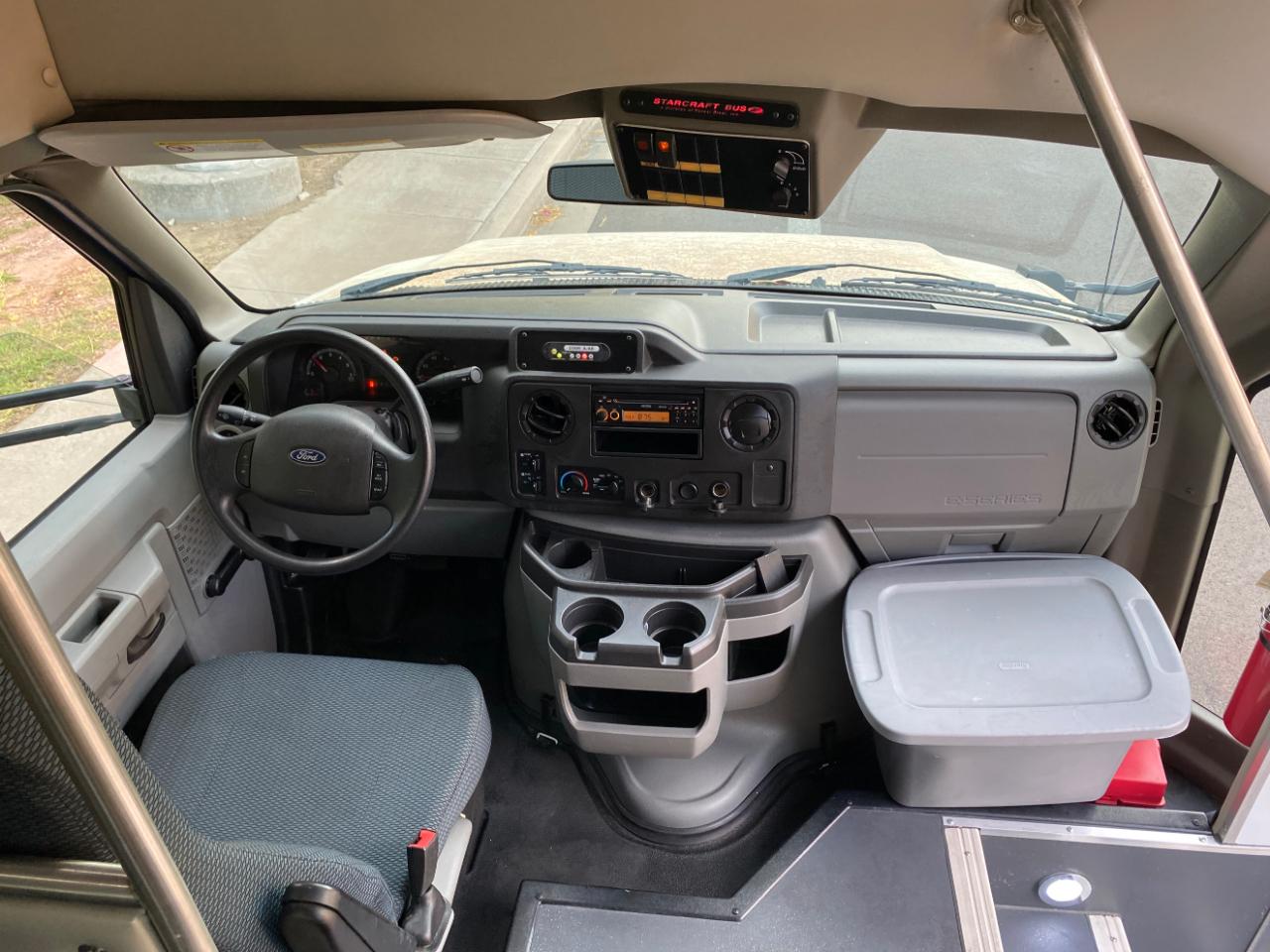 Ford E-Series Cutaway E-350 SRW 138" WB 2018