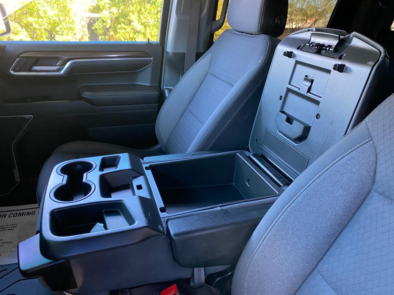 Chevrolet Silverado 1500 4WD Crew Cab 157" LT 2023