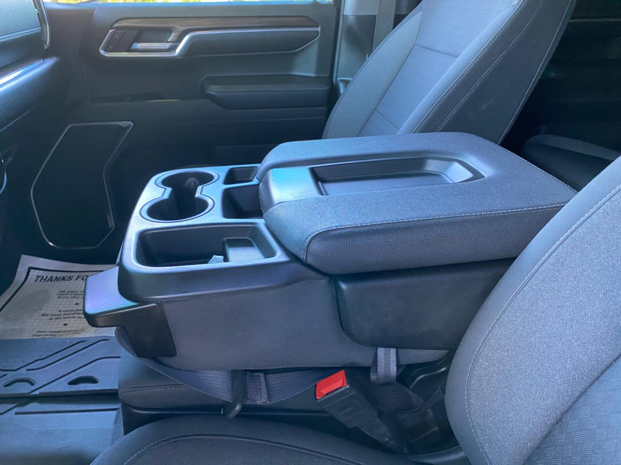 Chevrolet Silverado 1500 4WD Crew Cab 157" LT 2023
