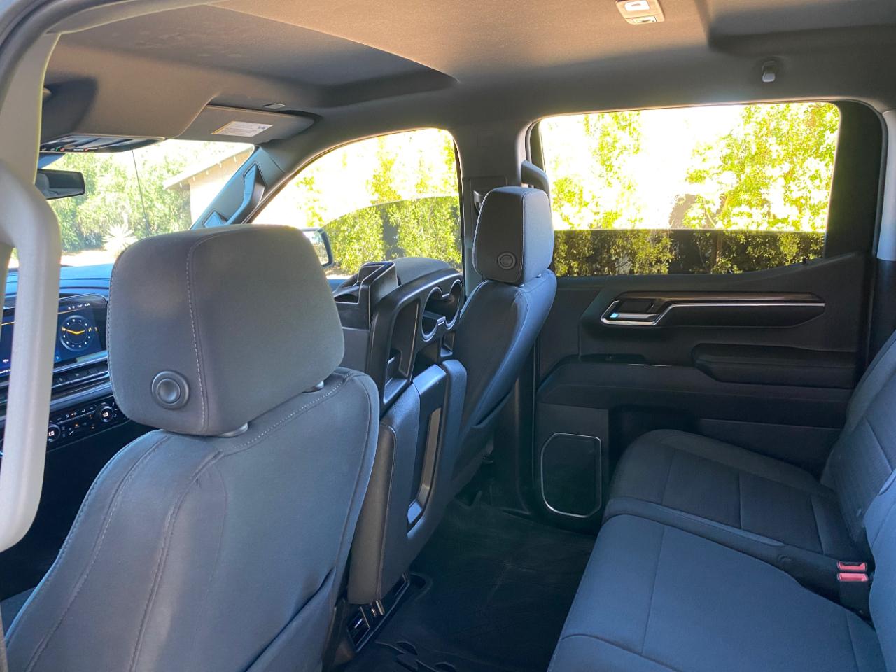 Chevrolet Silverado 1500 4WD Crew Cab 157" LT 2023