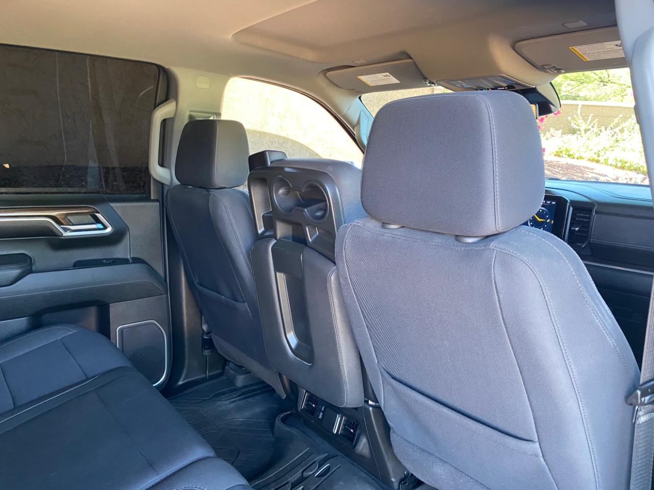 Chevrolet Silverado 1500 4WD Crew Cab 157" LT 2023