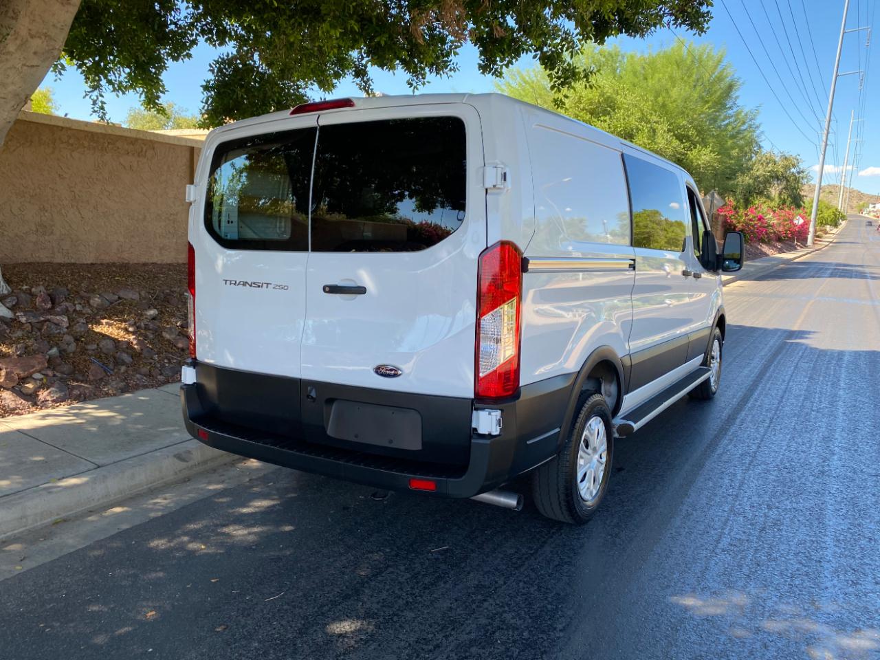 Ford Transit Cargo Van T-250 130" Low Rf 9070 GVWR RWD 2025