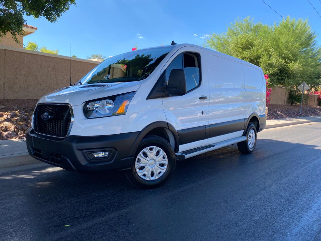 Ford Transit Cargo Van T-250 130" Low Rf 9070 GVWR RWD 2025