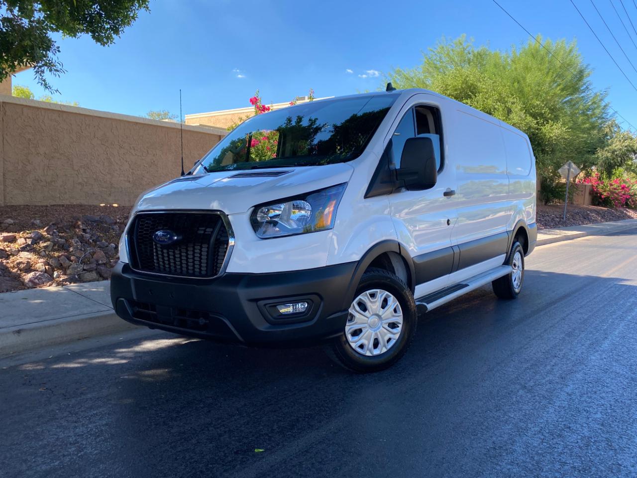 Ford Transit Cargo Van T-250 130" Low Rf 9070 GVWR RWD 2025